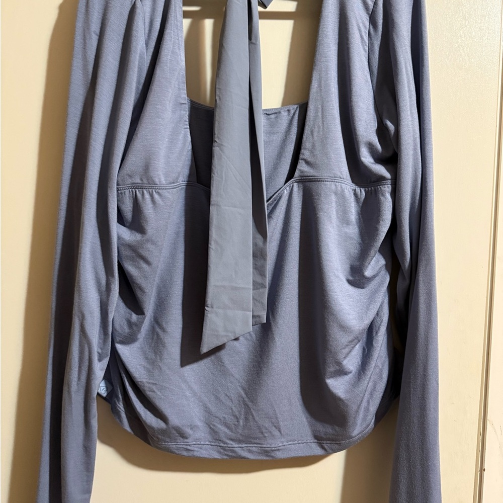 Blogilates Bow Back Tee Cameo Blue